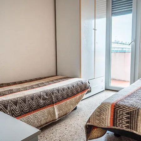 Side Sea View Flat For 6 Guests Near Appartamento *
